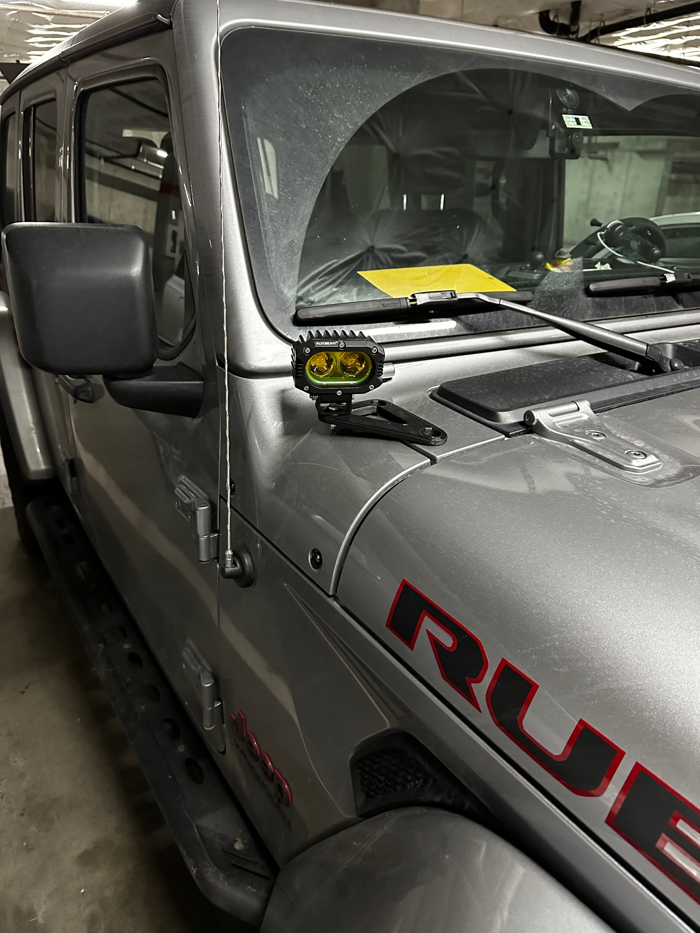 Cowl Auxiliary-Light Mount