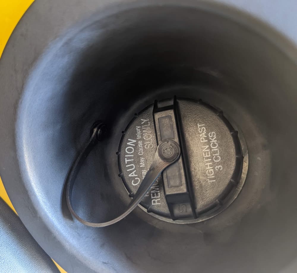 Fuel-Cap Tether