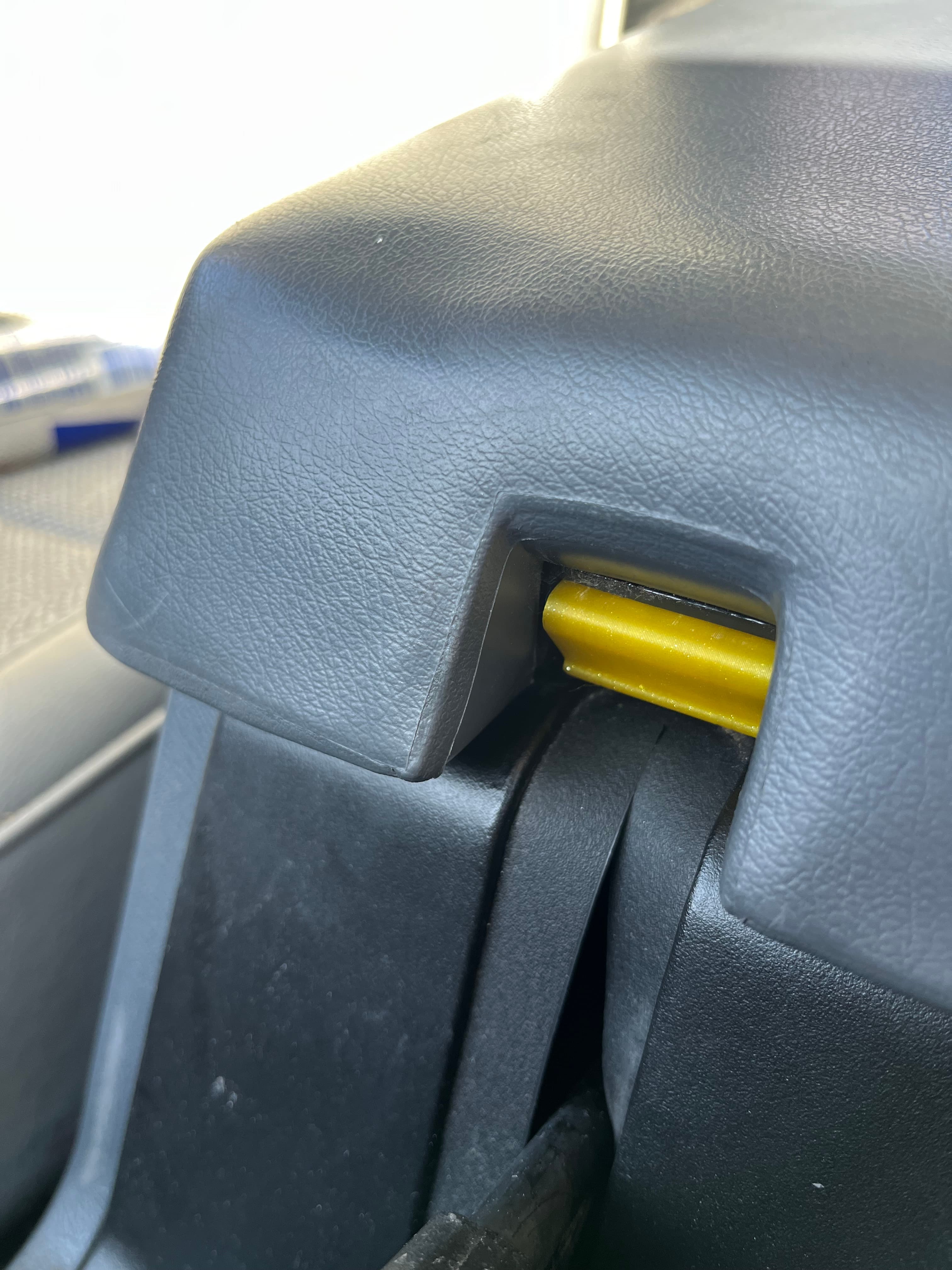 1984–1996 Center-Console Latch