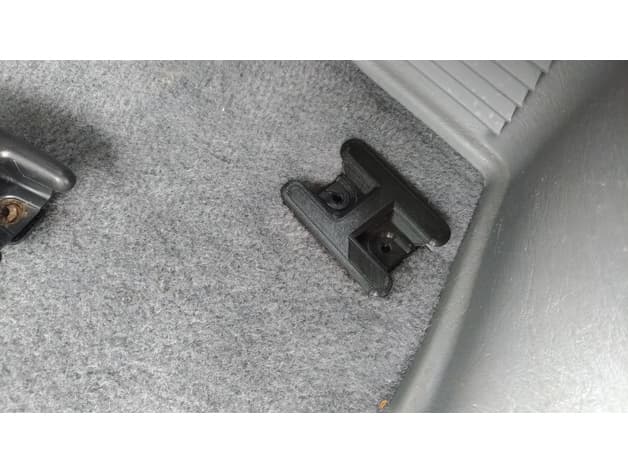 2005 Rear Cargo Tie-Down