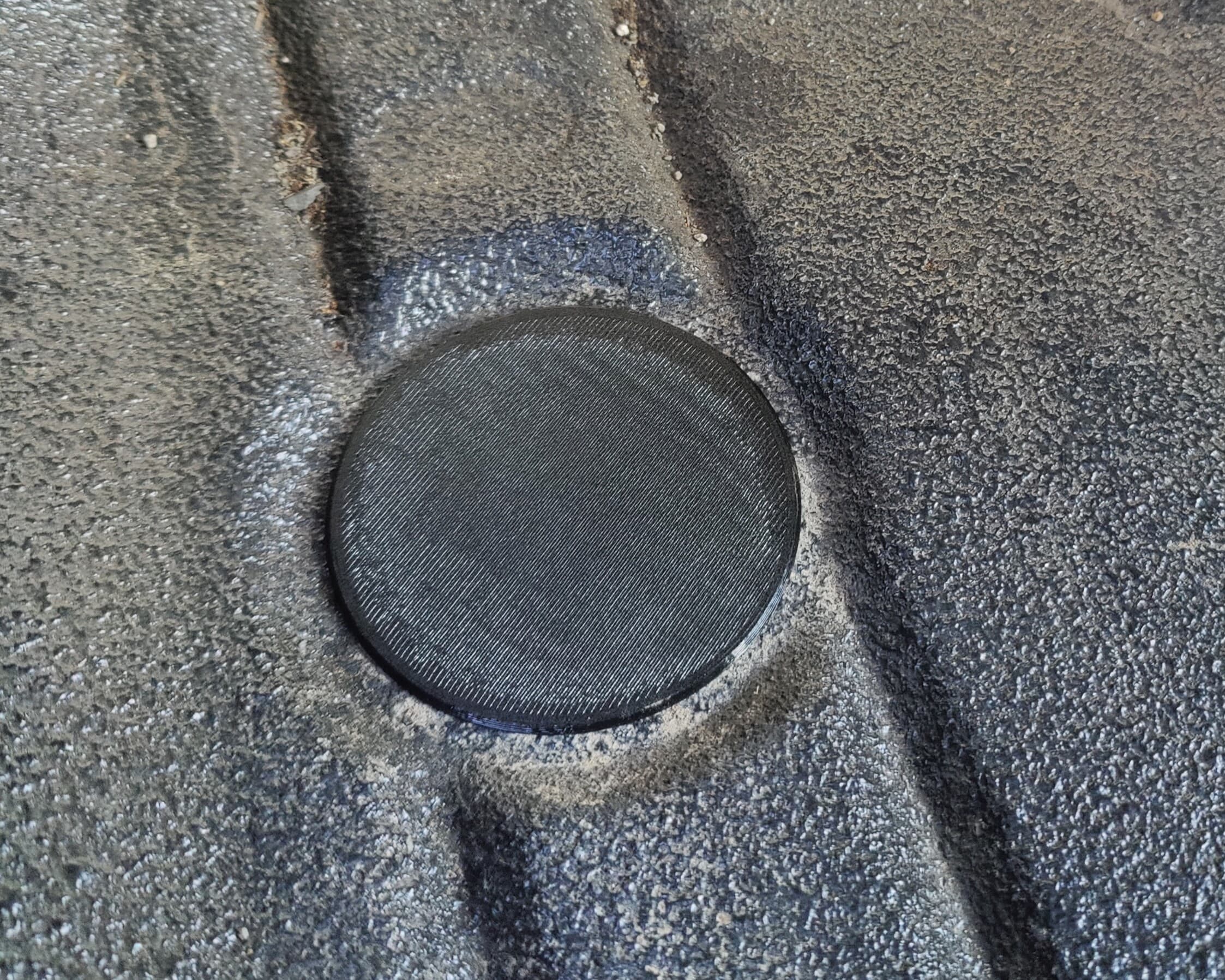 1984–1996 Front Floor Plug