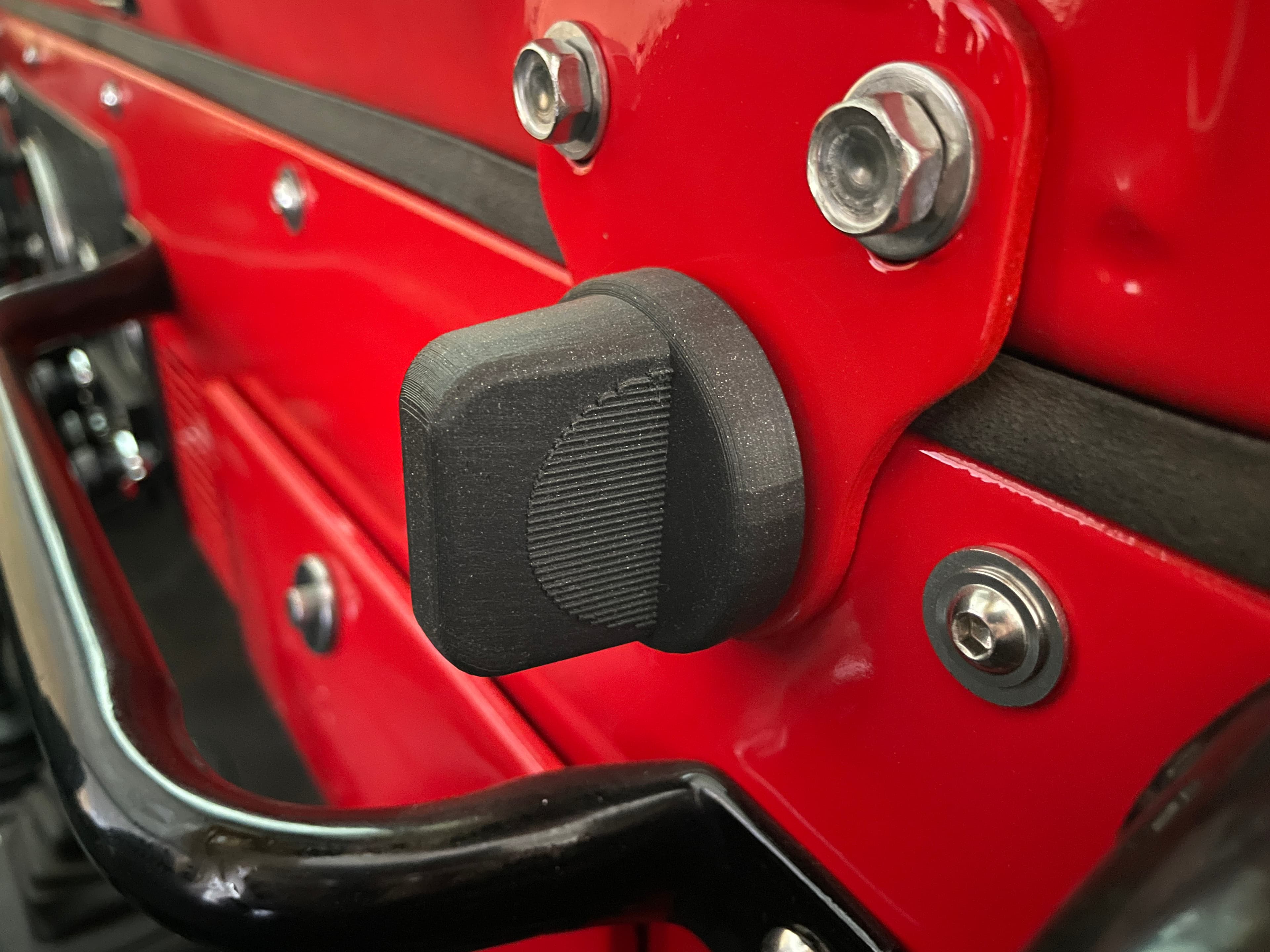 Windshield Hold-Down Knob