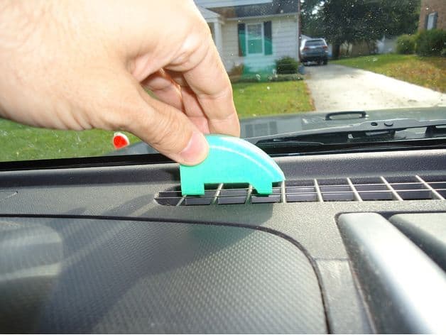 2007–2010 Windshield Defrost Diverter
